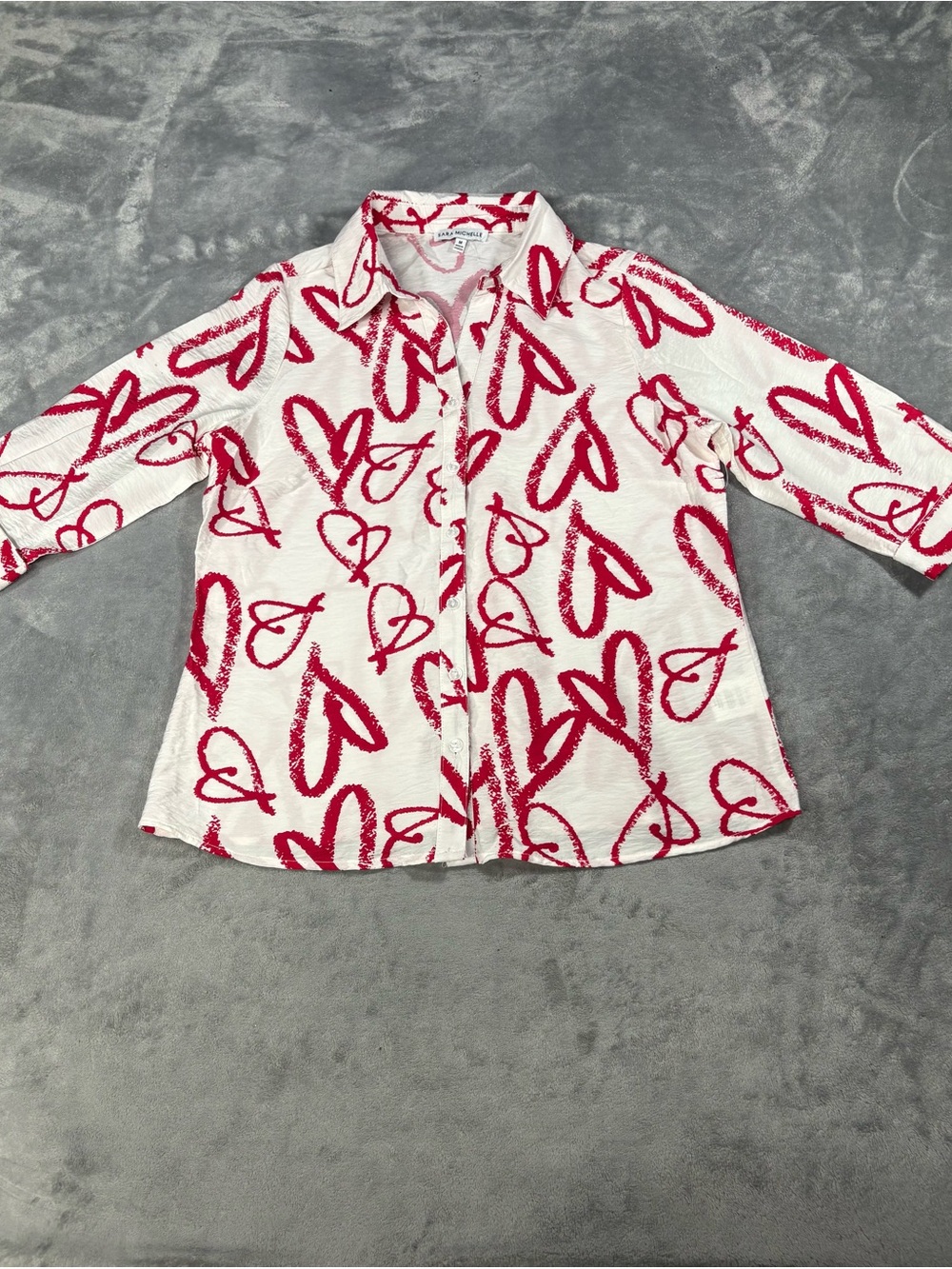 Sara Michelle White Button-Down Shirt with Red Heart Print